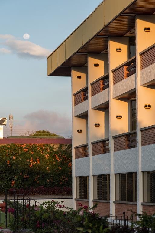 Hotel Bougainvillea San Jose Santo Domingo De Heredia ภายนอก รูปภาพ