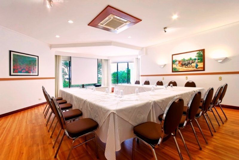 Hotel Bougainvillea San Jose Santo Domingo De Heredia ภายนอก รูปภาพ