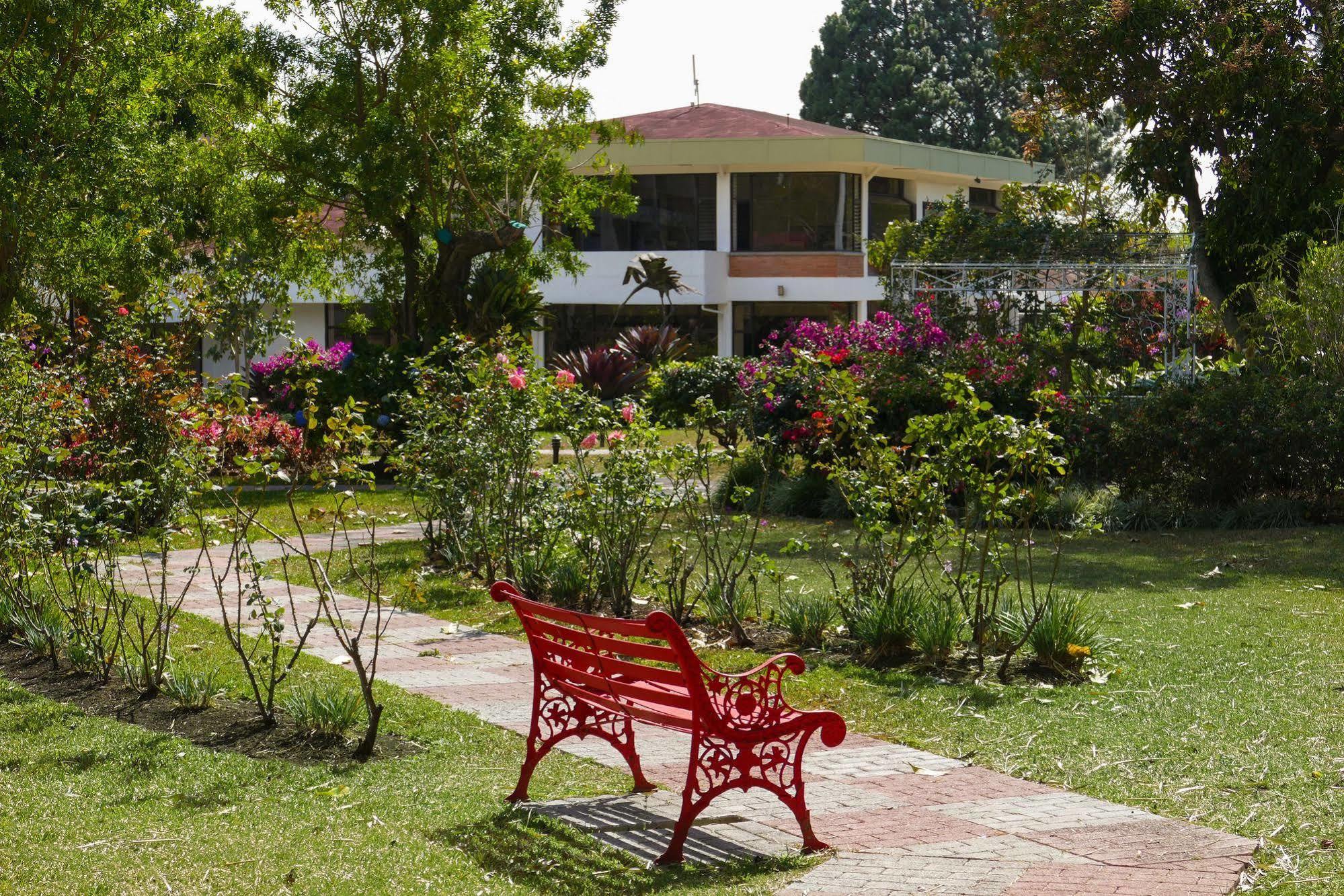 Hotel Bougainvillea San Jose Santo Domingo De Heredia ภายนอก รูปภาพ