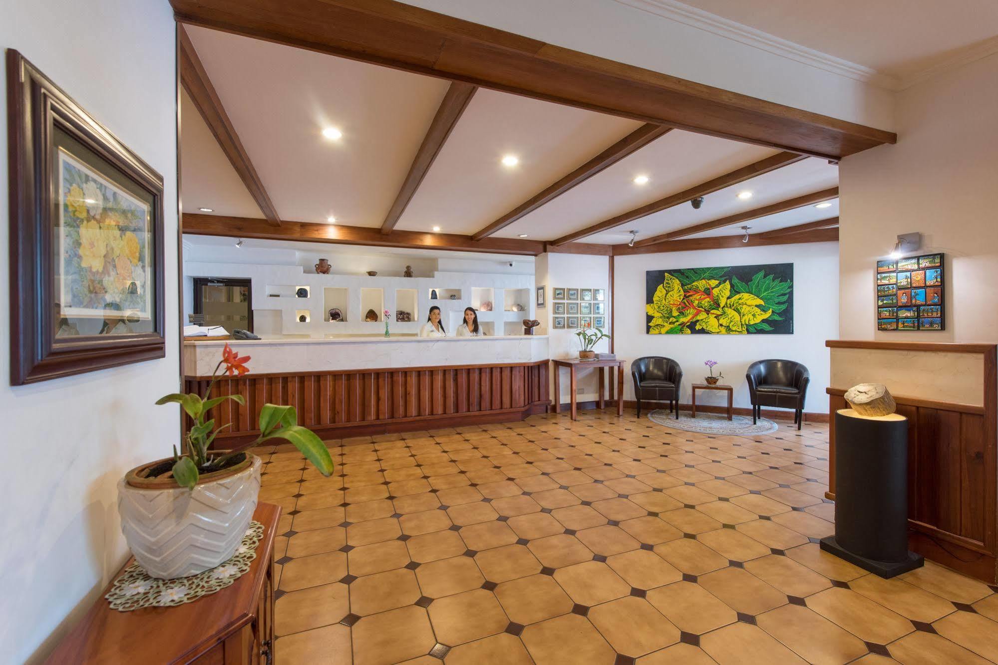 Hotel Bougainvillea San Jose Santo Domingo De Heredia ภายนอก รูปภาพ