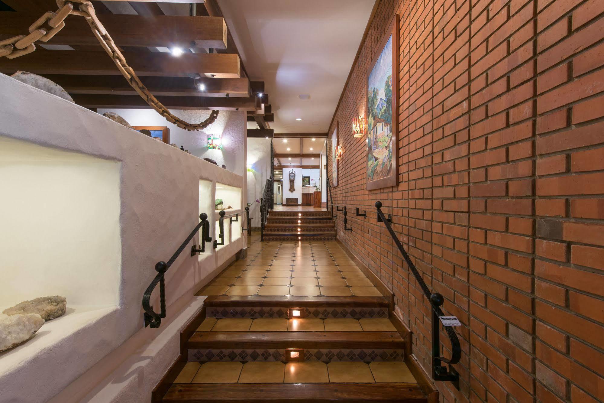 Hotel Bougainvillea San Jose Santo Domingo De Heredia ภายนอก รูปภาพ